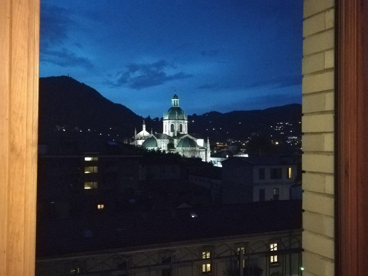 Vista Duomo - BymyhomeinCôme Esterno foto